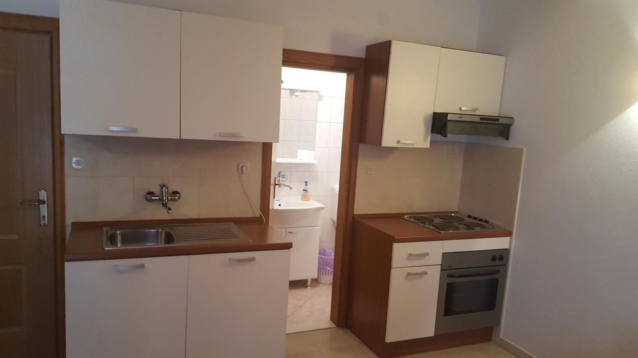 Apartments Vlasic Ston Exterior foto